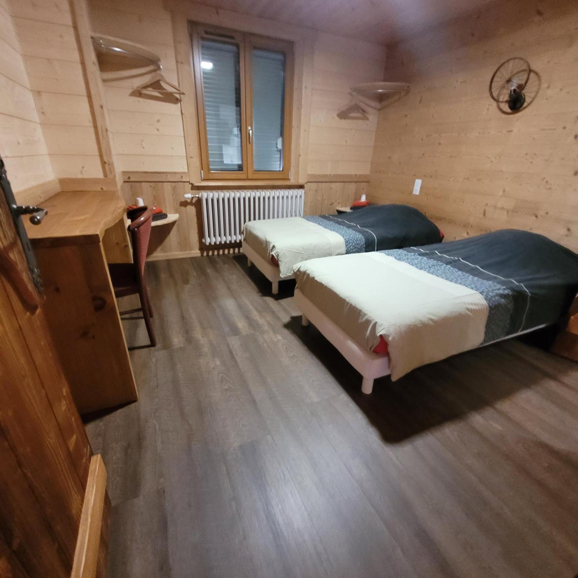 לה ברסה Chalet Des Cyclistes מראה חיצוני תמונה