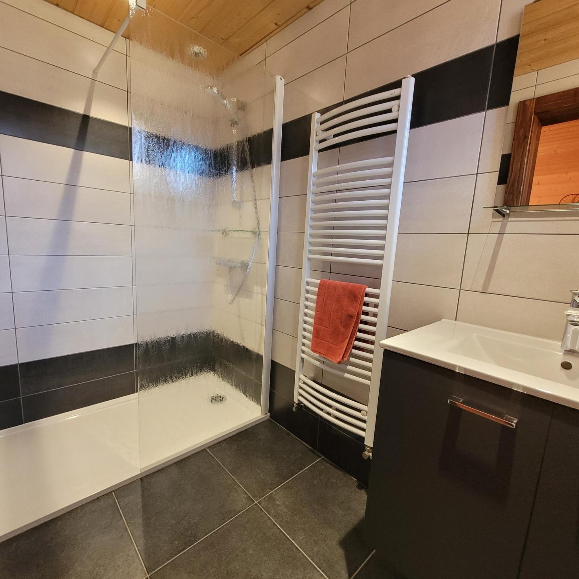 לה ברסה Chalet Des Cyclistes מראה חיצוני תמונה